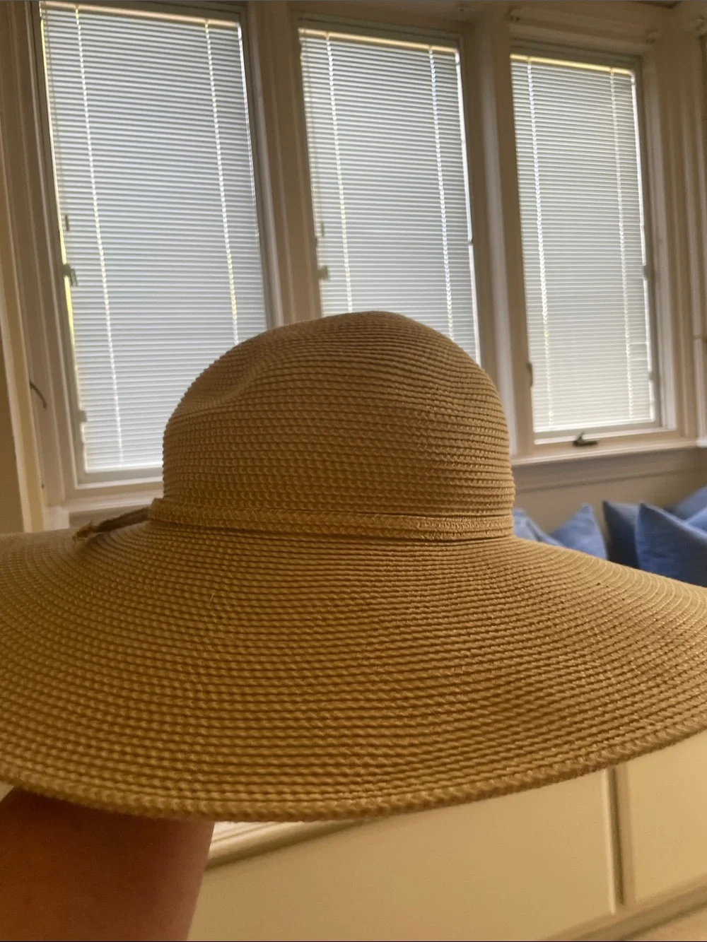N/A lightweight tan